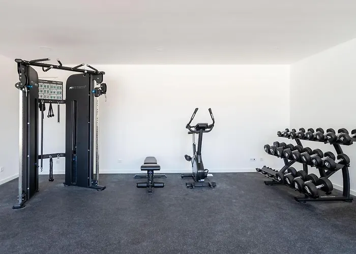 Design - Stylish & Spacious Retreat *