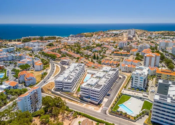 Design - Stylish & Spacious Retreat * ラゴス