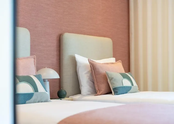 Design - Stylish & Spacious Retreat アパート *