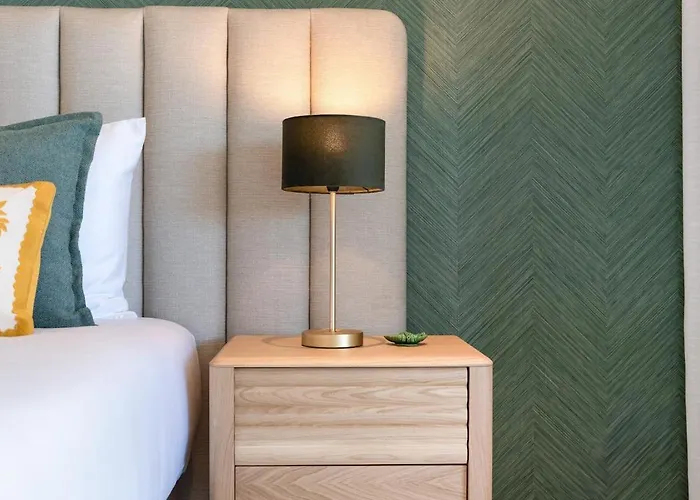 Design - Stylish & Spacious Retreat アパート ラゴス