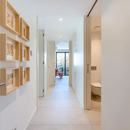 Design - Stylish & Spacious Retreat 아파트 라고스